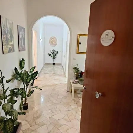 Etnea Glamour House 3*
